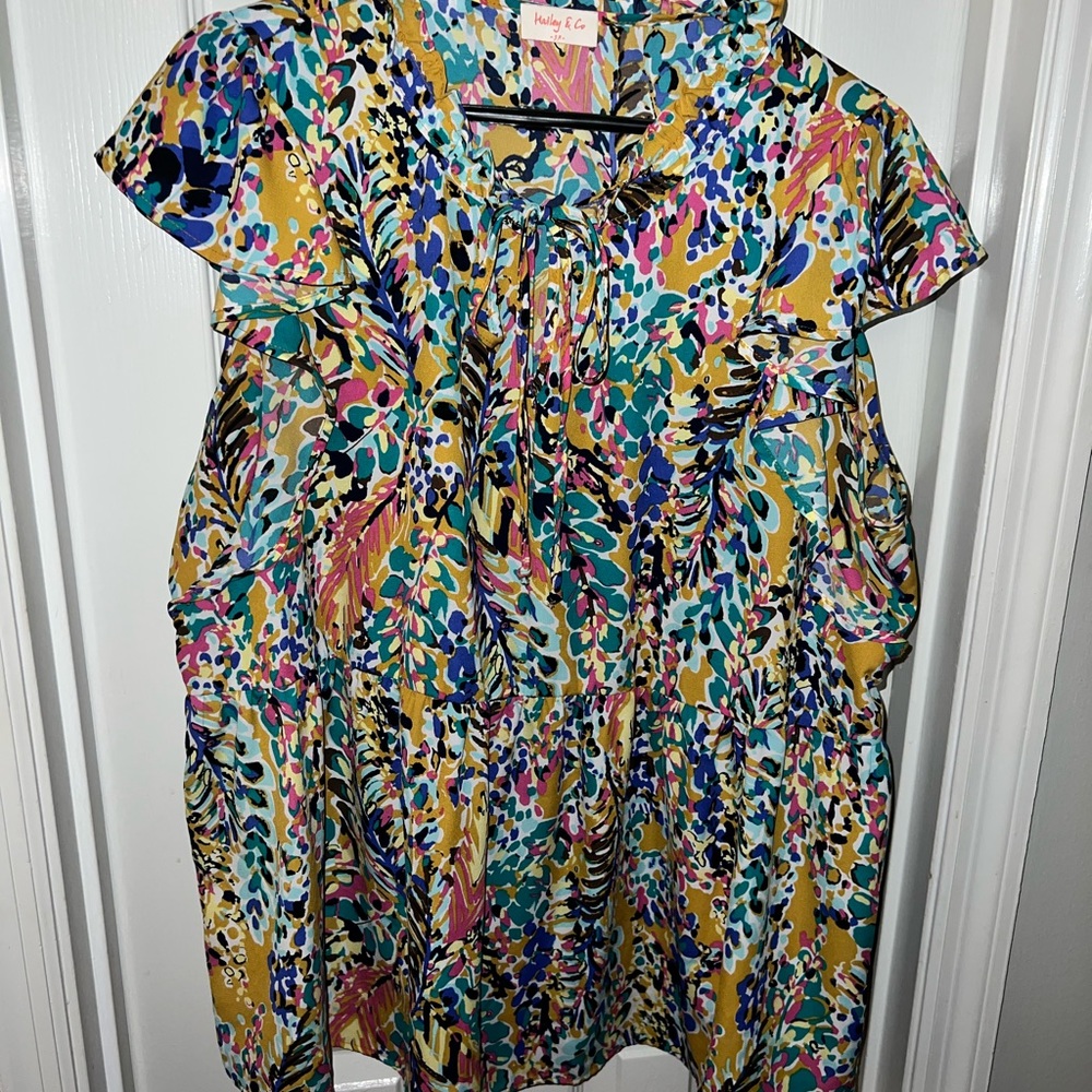 Cutest Summer Business Casual Top Ever!